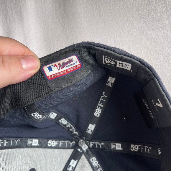 Boston Red Sox Hat Mens Fitted 7 Blue New Era Baseball‎ Cap MLB Embroidered - Picture 8 of 13